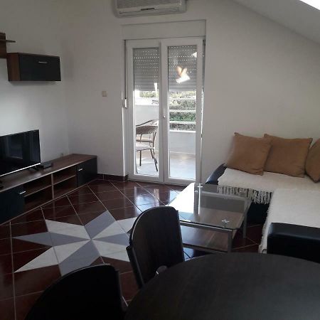 Apartmani Kuzmic Vrsi Exterior foto