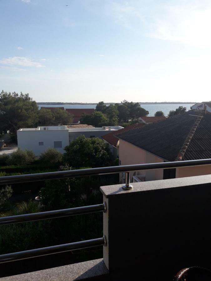 Apartmani Kuzmic Vrsi Exterior foto